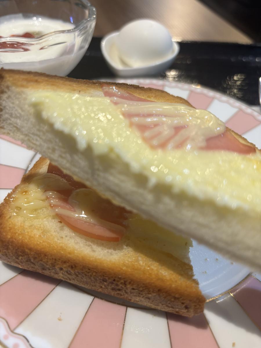 ハムチーズトースト