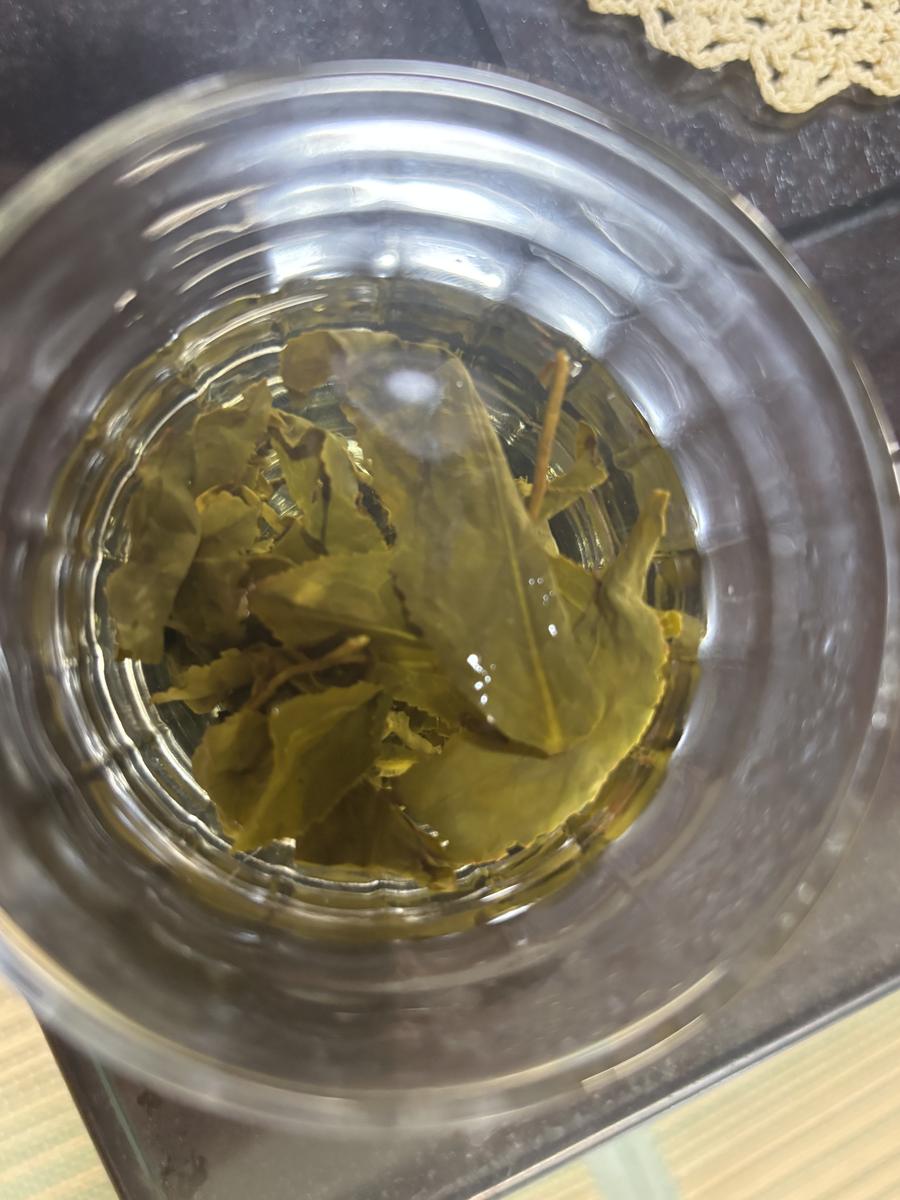 広がった茶葉